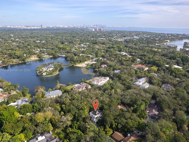 4994 Hammock Lake Dr, Coral Gables FL 33156