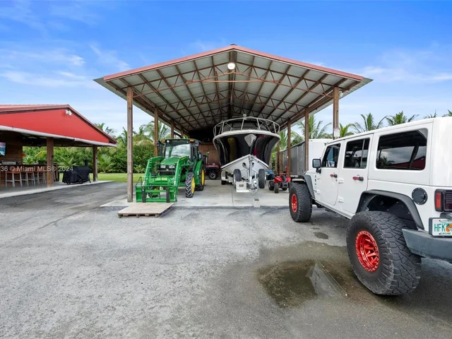 21500 SW 232nd St, Homestead FL 33031