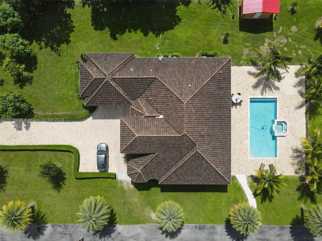 21500 SW 232nd St, Homestead FL 33031