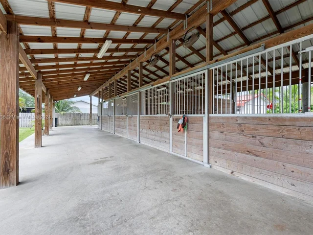 21500 SW 232nd St, Homestead FL 33031