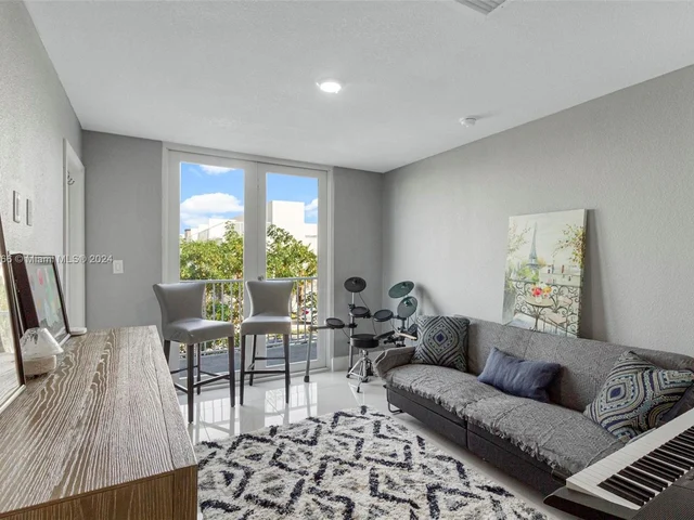 14378 SW 258th Ln, Homestead FL 33032