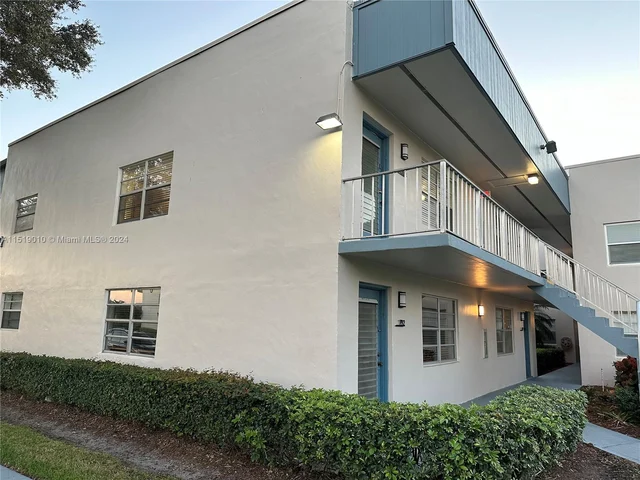 816 Normandy Q # 816, Delray Beach FL 33484