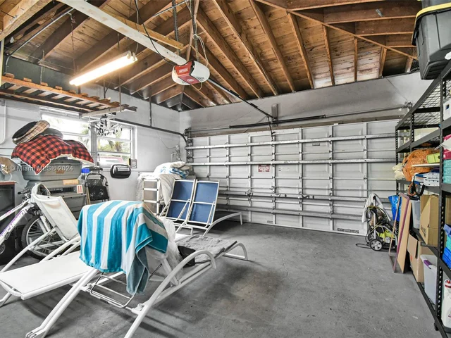 930 Little River Dr, Miami FL 33150