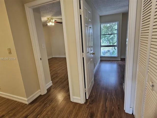 8201 NW 9th Ct # 3, Plantation FL 33324