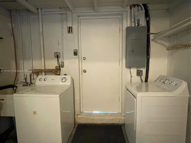 822 Medina Ave, Coral Gables FL 33134