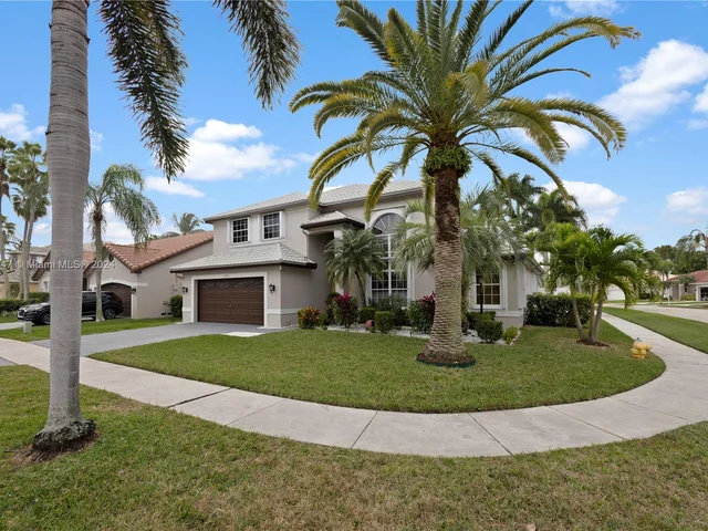 17506 NW 8th St, Pembroke Pines FL 33029