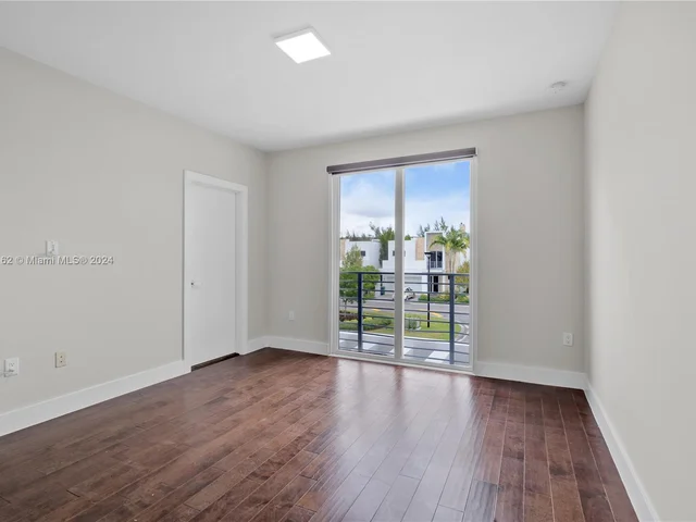 6830 NW 103rd Ave # 6830, Doral FL 33178