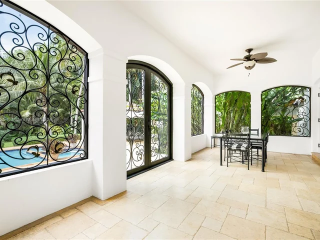 27 Tahiti Beach Island Rd, Coral Gables FL 33143