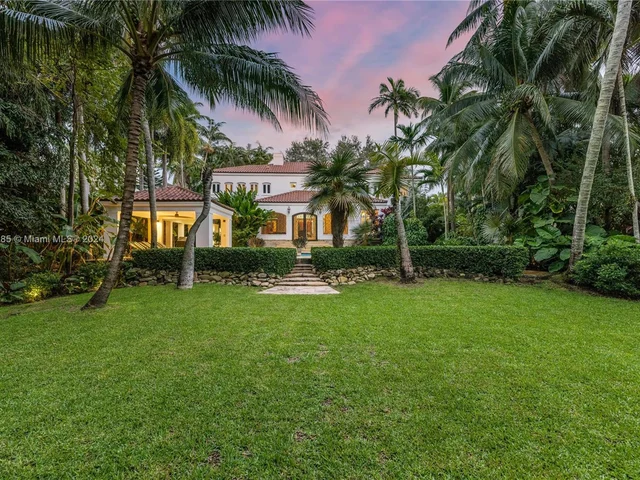 27 Tahiti Beach Island Rd, Coral Gables FL 33143