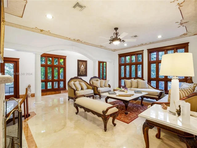 27 Tahiti Beach Island Rd, Coral Gables FL 33143