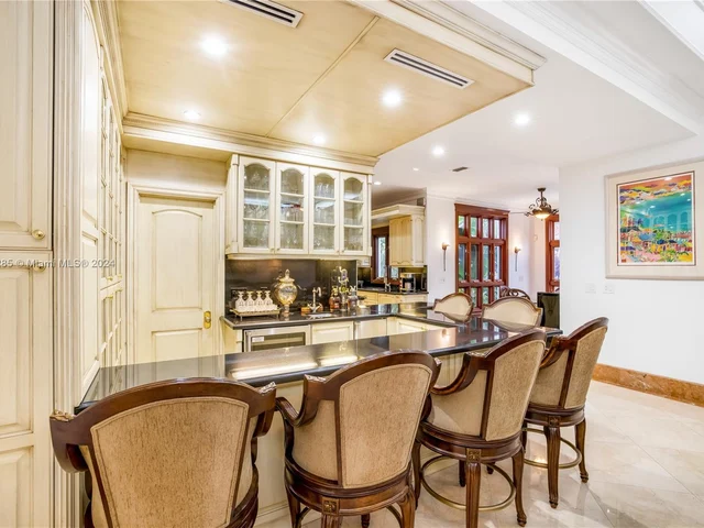 27 Tahiti Beach Island Rd, Coral Gables FL 33143