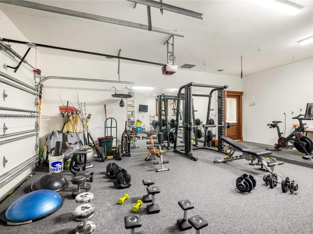 27 Tahiti Beach Island Rd, Coral Gables FL 33143