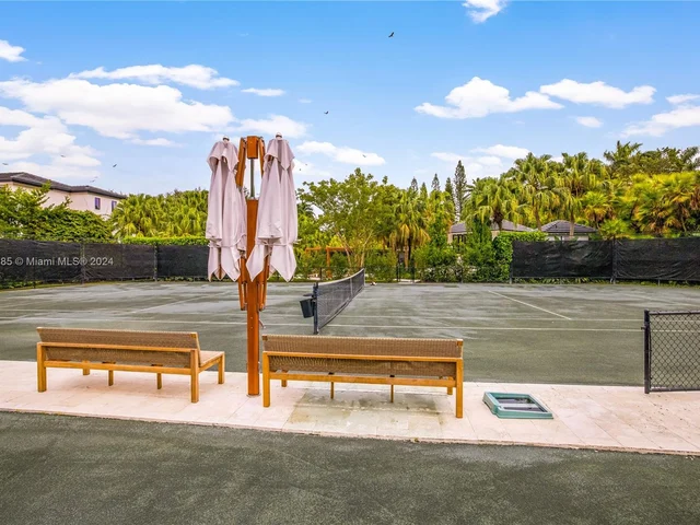 27 Tahiti Beach Island Rd, Coral Gables FL 33143