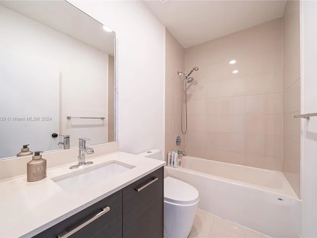 3427 NW 13th St # 3427, Lauderhill FL 33311