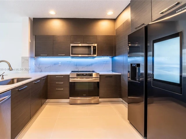 3427 NW 13th St # 3427, Lauderhill FL 33311