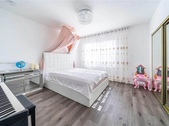 3427 NW 13th St # 3427, Lauderhill FL 33311