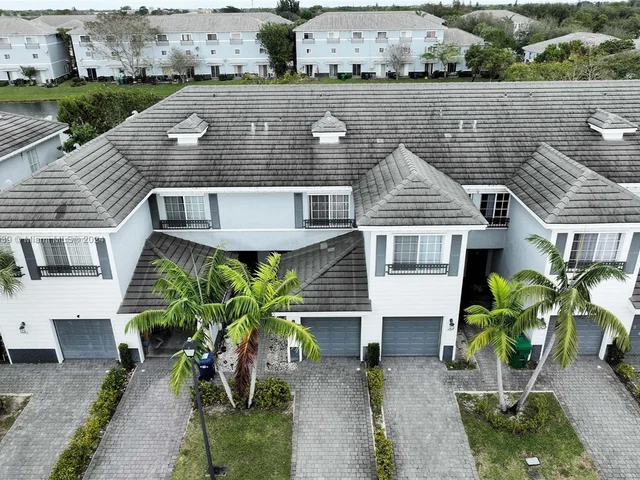 3427 NW 13th St # 3427, Lauderhill FL 33311