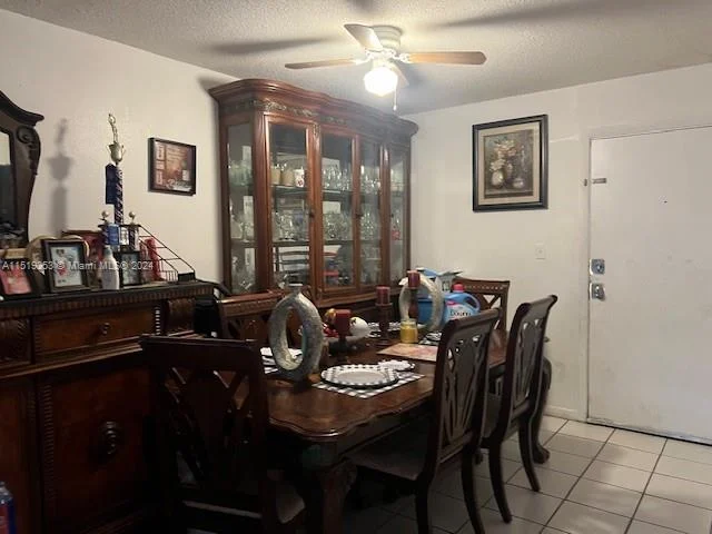 3600 NW 21st St # 301, Lauderdale Lakes FL 33311