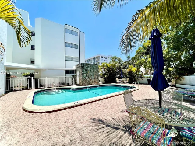 1075 93rd St # 102, Bay Harbor Islands FL 33154