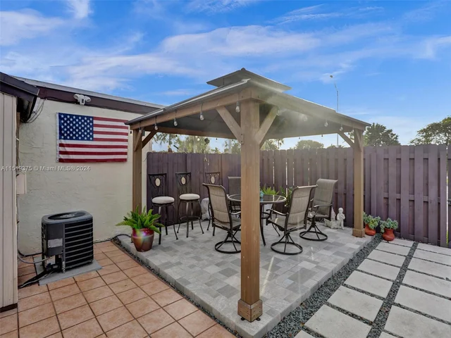 4312 SW 136th Pl, Miami FL 33175