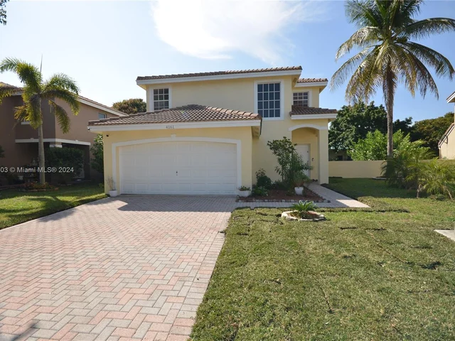 4161 W Silverado Cir, Davie FL 33024