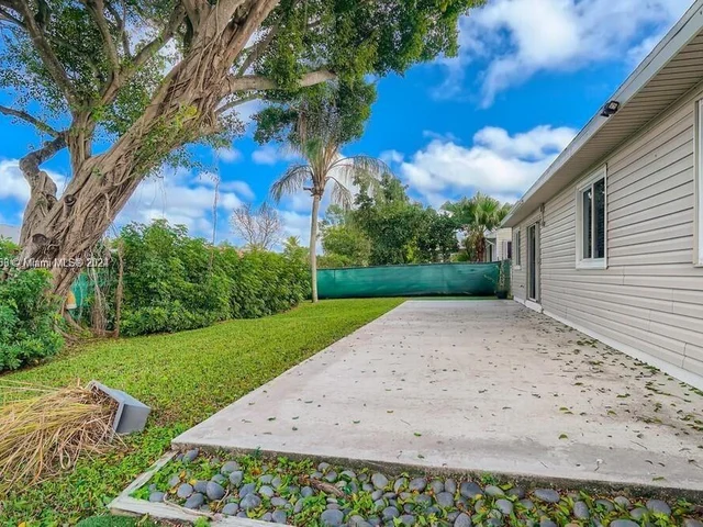 8171 Scenic Turn, Boca Raton FL 33433
