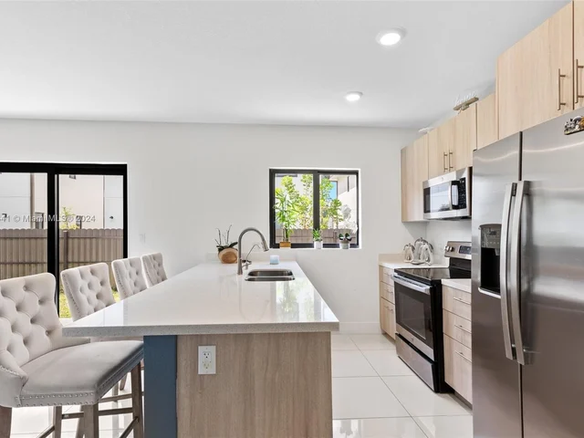 1171 NW 2nd Ter, Florida City FL 33034