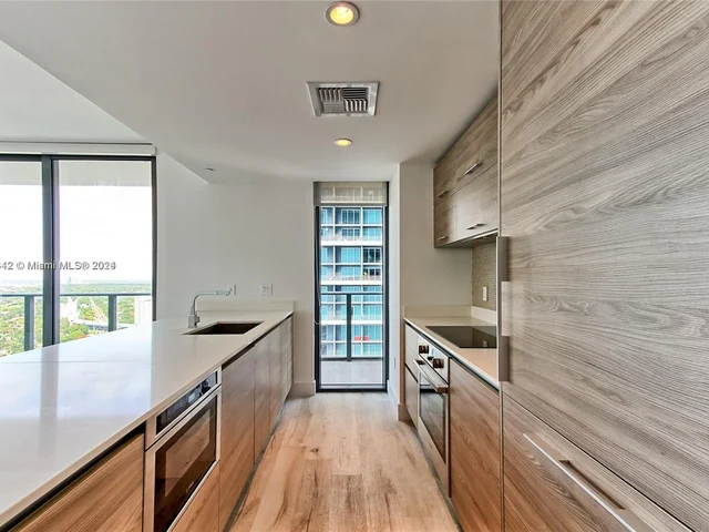 1300 S Miami Ave # 2906, Miami FL 33130