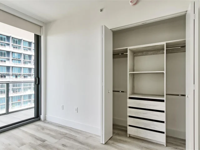 1300 S Miami Ave # 2906, Miami FL 33130