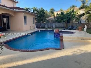 16263 NW 86th Ct, Miami Lakes FL 33016