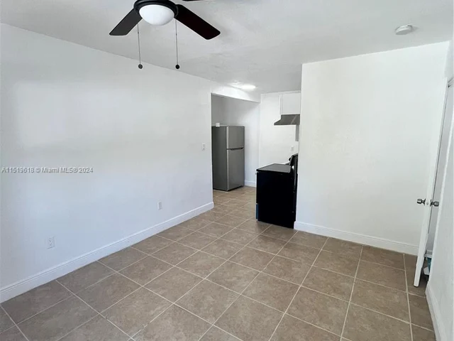 2588 NE 182nd Ter # F, North Miami Beach FL 33160