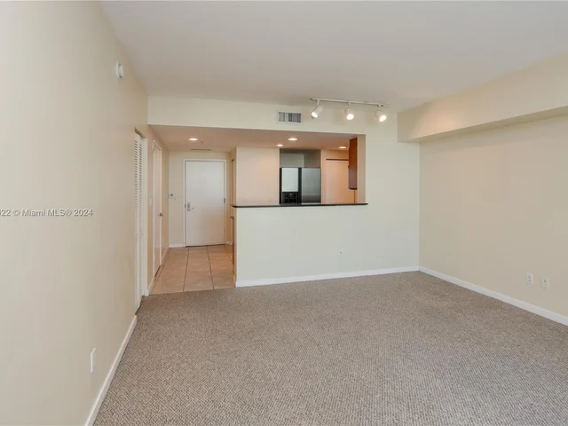 325 S Biscayne Blvd # 1220, Miami FL 33131