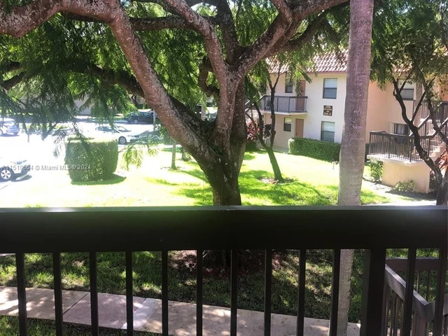 15701 W Waterside Cir # 202, Sunrise FL 33326