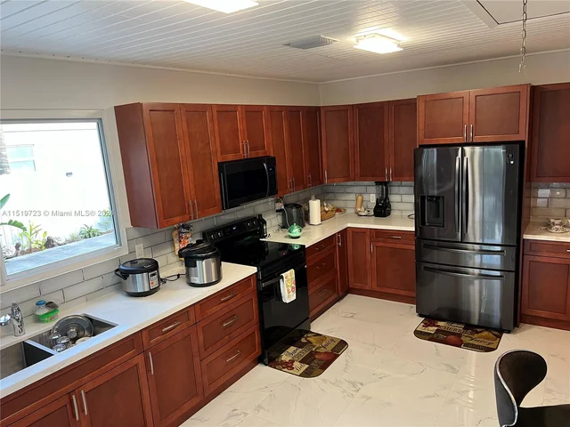 12571 SW 268th St, Homestead FL 33032