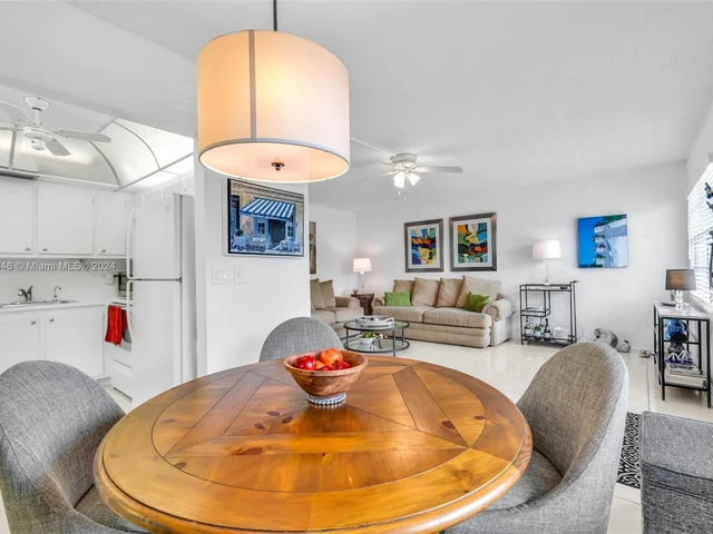 295 Grantham F # 295, Deerfield Beach FL 33442