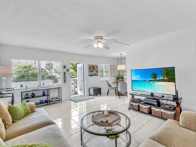 295 Grantham F # 295, Deerfield Beach FL 33442