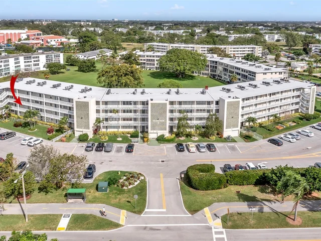 295 Grantham F # 295, Deerfield Beach FL 33442