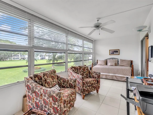 295 Grantham F # 295, Deerfield Beach FL 33442