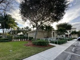 1656 SE 23rd Ln, Homestead FL 33035