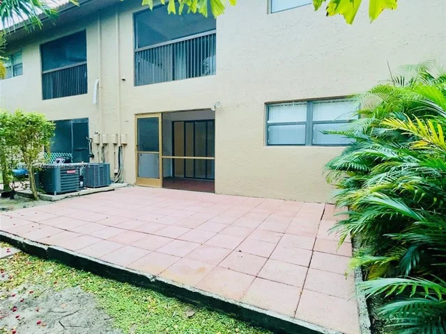 10581 Royal Palm Blvd # 10581, Coral Springs FL 33065