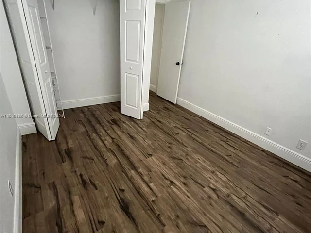 793 Tanglewood Cir, Weston FL 33327