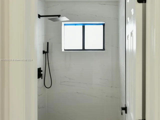 1231 NW 68th St, Miami FL 33147