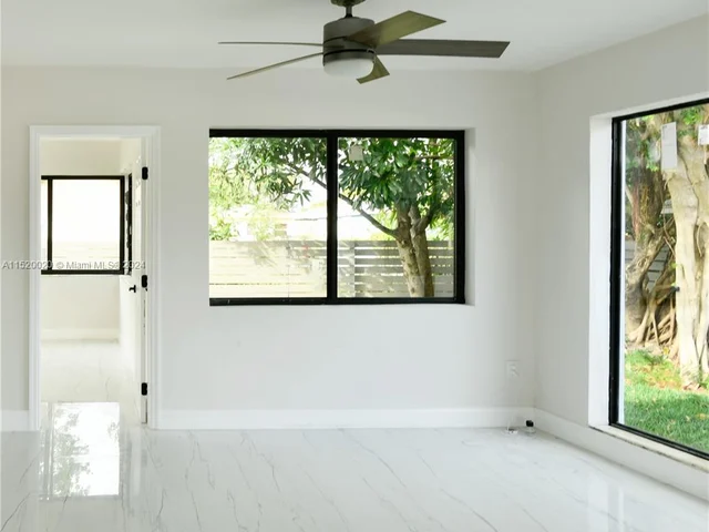 1231 NW 68th St, Miami FL 33147