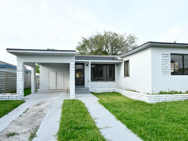 1231 NW 68th St, Miami FL 33147
