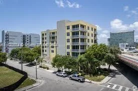 1350 NW 8th # 4, Miami FL 33136