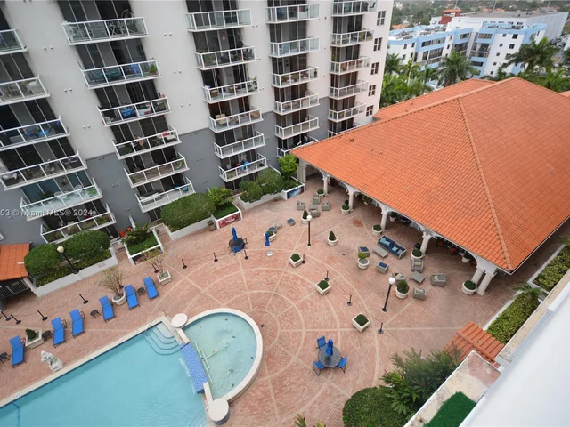 5085 NW 7th St # 1006, Miami FL 33126