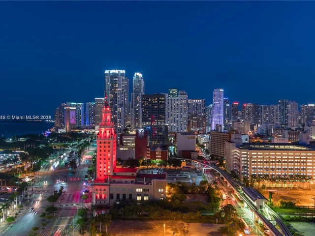 888 Biscayne Blvd # 2103, Miami FL 33132