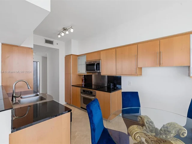 6365 Collins Ave # 4408, Miami Beach FL 33141