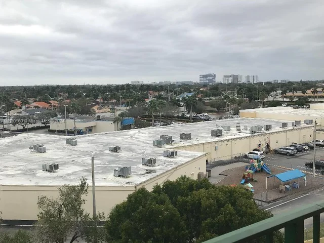 9455 W Flagler St # C712, Miami FL 33174