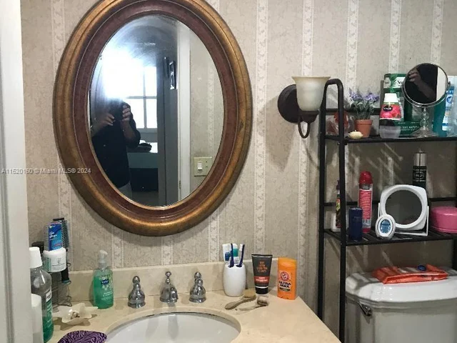 9455 W Flagler St # C712, Miami FL 33174